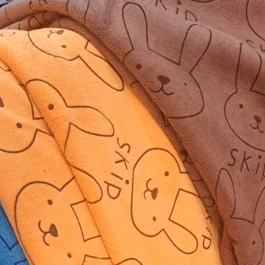 حوله نانو استخری و مسافرتی نرم و لطیف در ابعاد 70 در140 در رنگهای جذاب