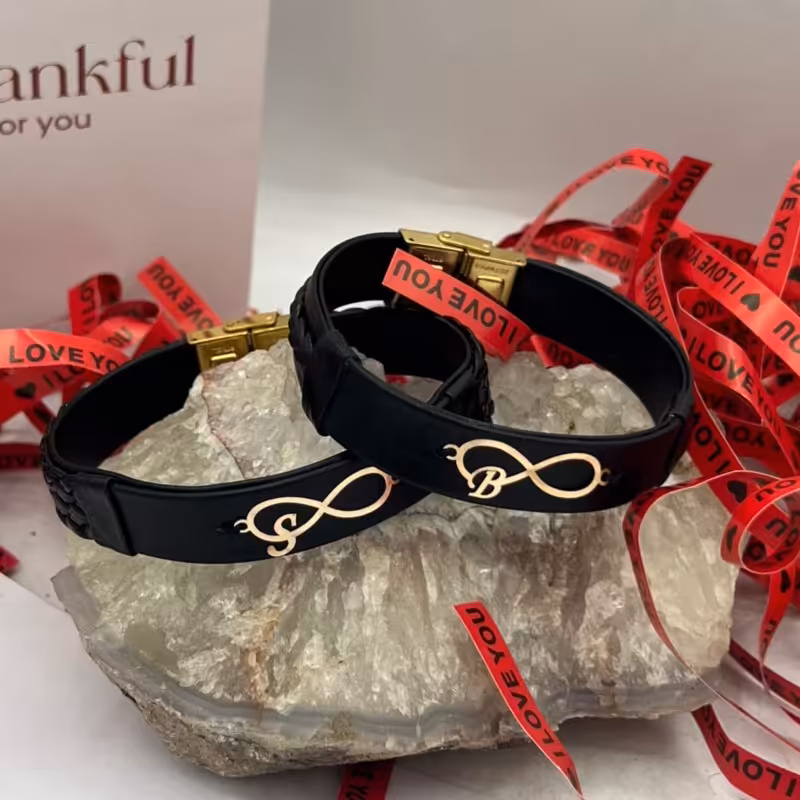 دستبند ست بی نهایت حروف Bو S  وزن 500 سوت چرم گاوی دارای ضمانت