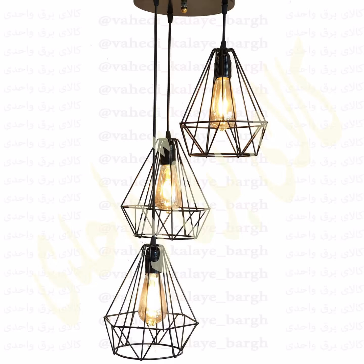 اویز مدرن سه شعله مفتولی
سبک
نصب اسان
مقاوم
رنگ ثابت
قیمت مناسب تولید کننده