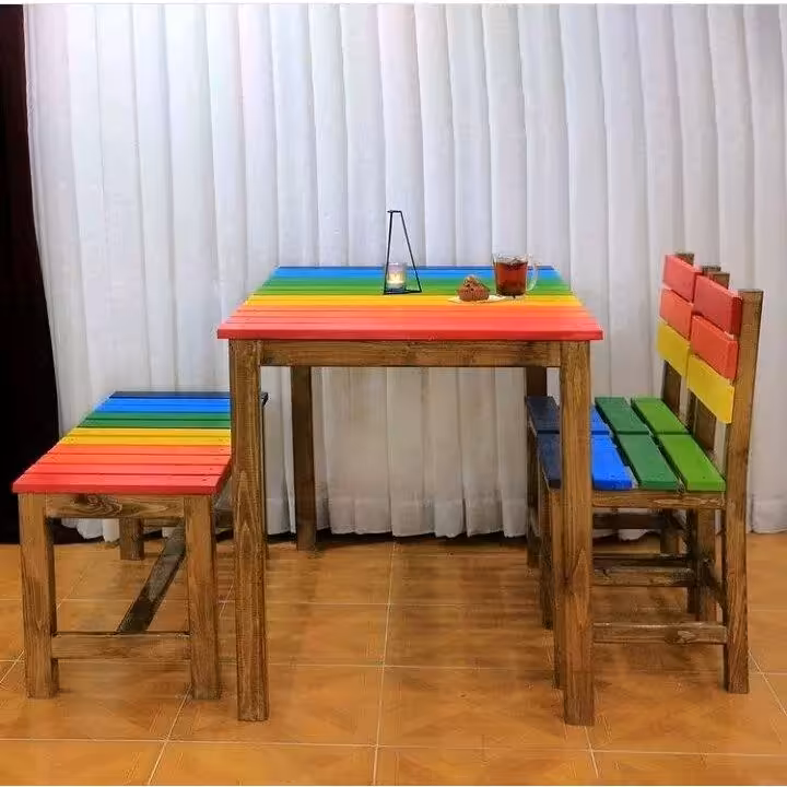 میزنهارخوری به همراه صندلی و نیمکت چوبی چوب روس رنگ فانتزی ضد آب (پس کرایه)