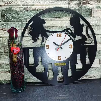 ساعت دیواری آذرلاکچری طرح آرایشگاه زنانه مدل ناخنکار کد women06