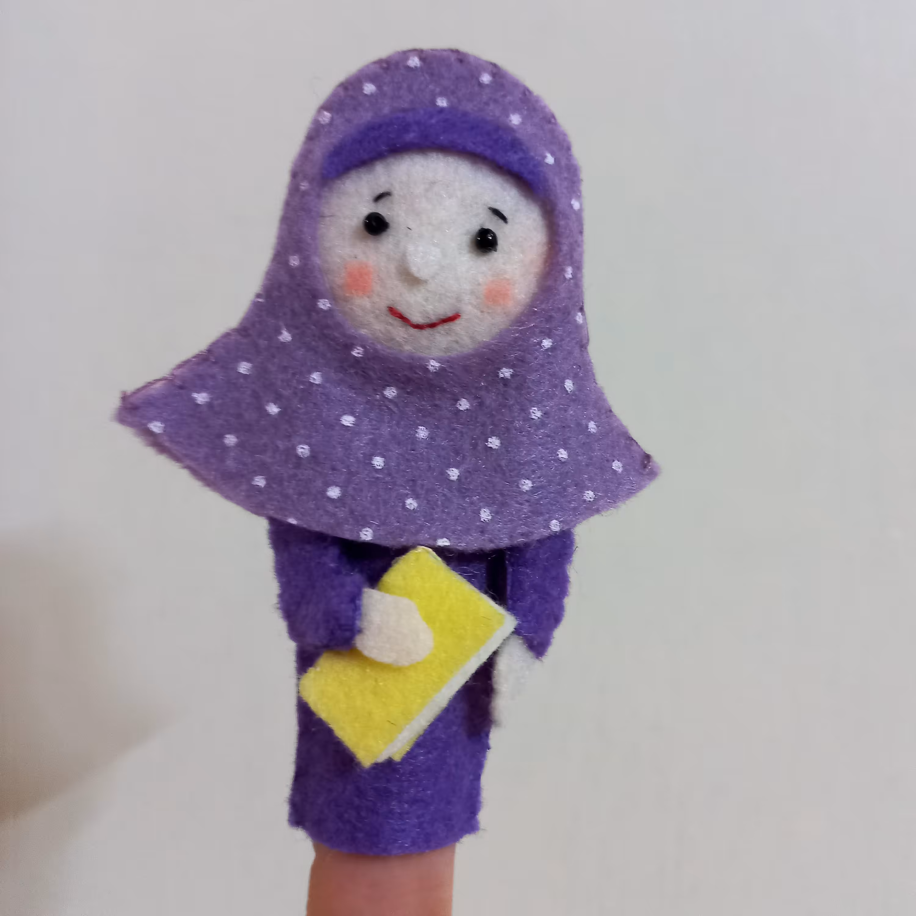 عروسک انگشتی معلم  مناسب آموزش مشاغل برای مربیان مهد و آموزش حرف تشدید برای معلمان اول ابتدایی