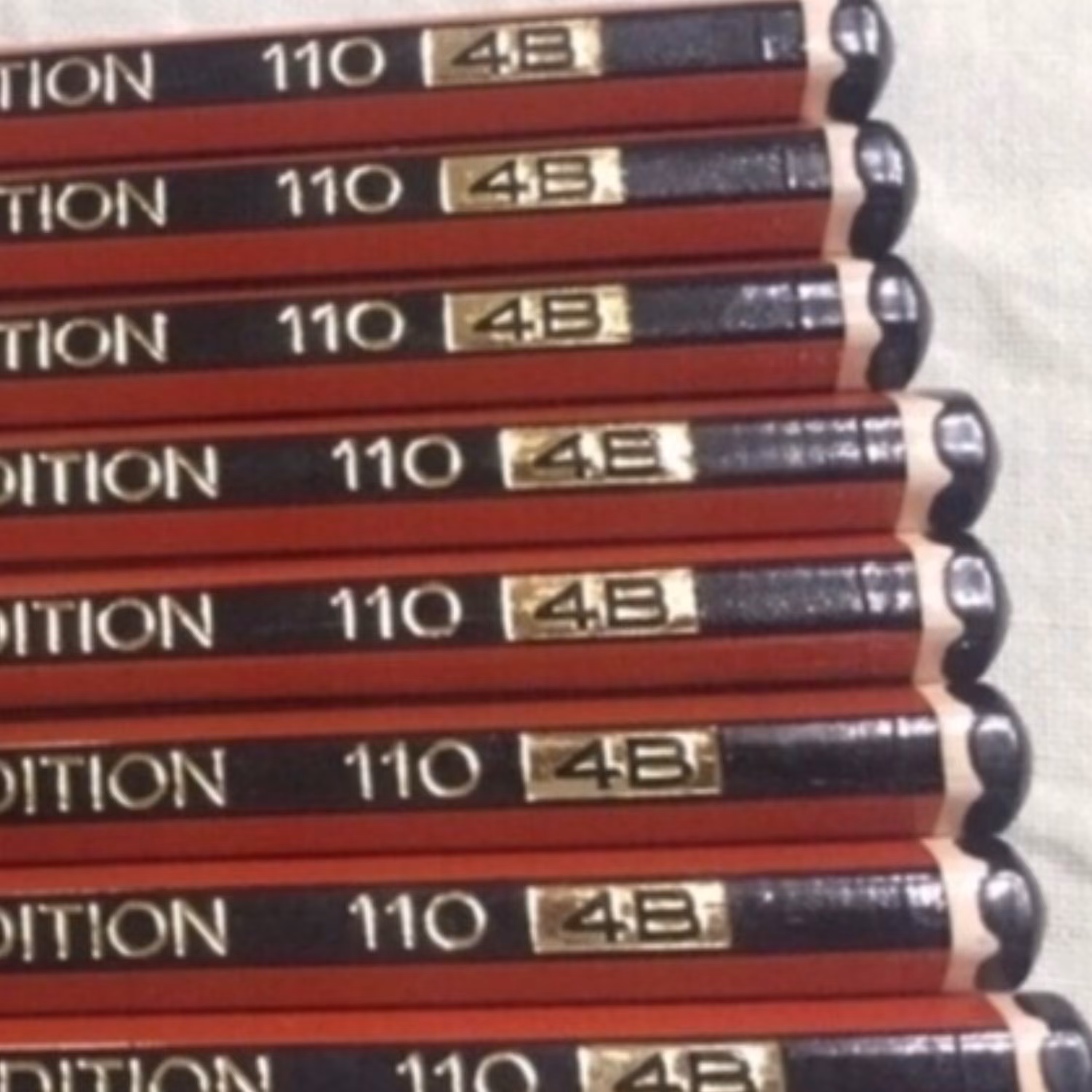 یک عدد مداد طراحی استدلر آلمانی