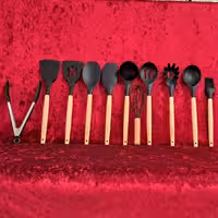 سرویس 12 پارچه کفگیر وملاقه وابزار سیلیکونی دسته چوبی 