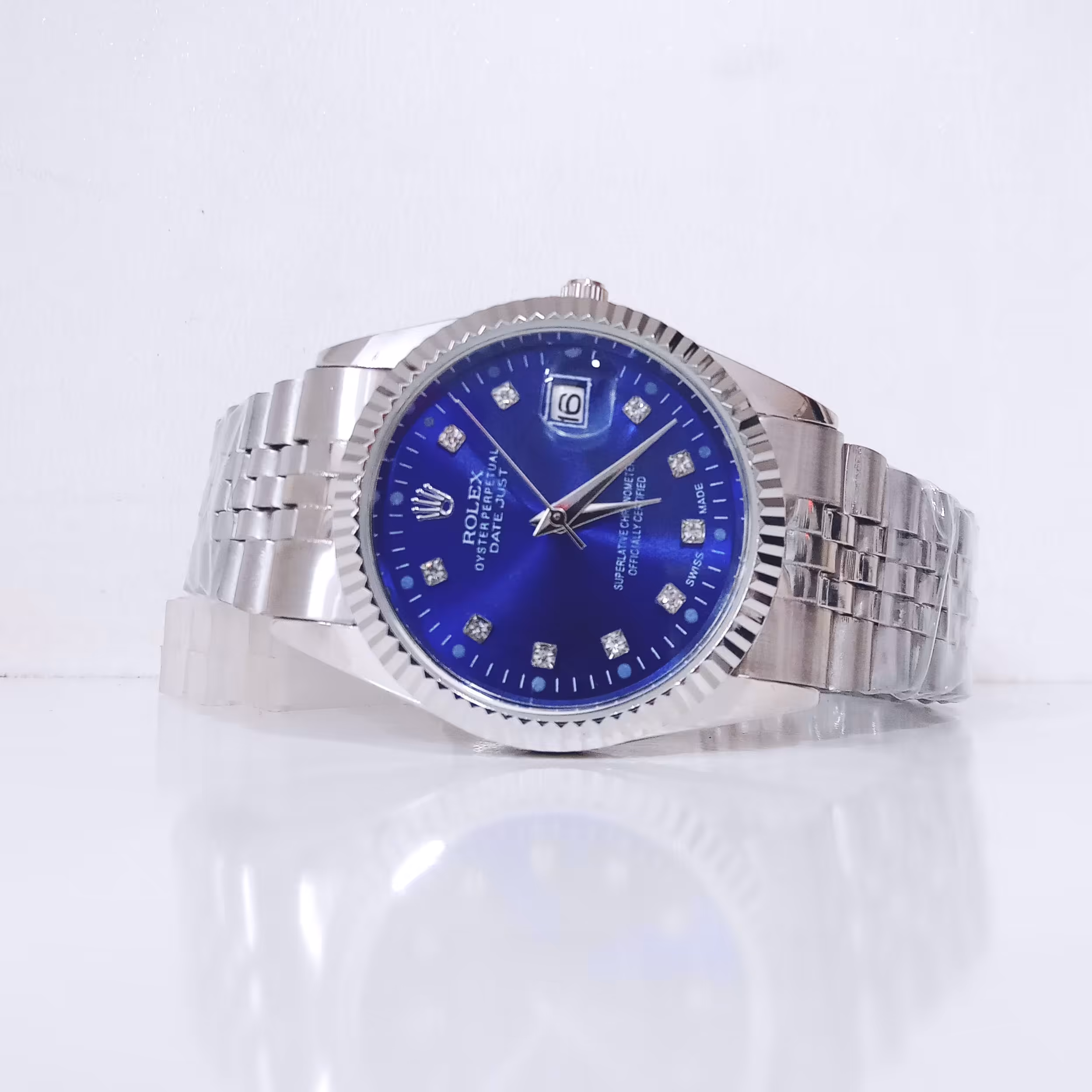 ساعت رولکس مردانه نقره ای صفحه آبی تقویم دار  استیل رنگ ثابت ضدآب ارسال رایگان 