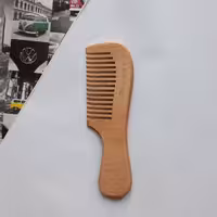 شانه چوبی دسته دار