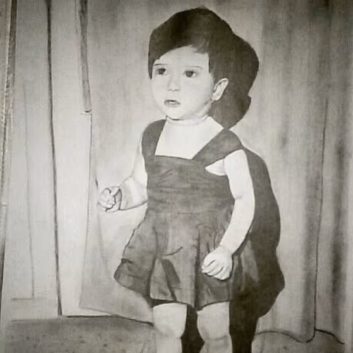 چهره سیاه قلم سایز A4