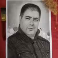 تابلو طراحی چهره سبک سیاه قلم  دکوری و کادویی     