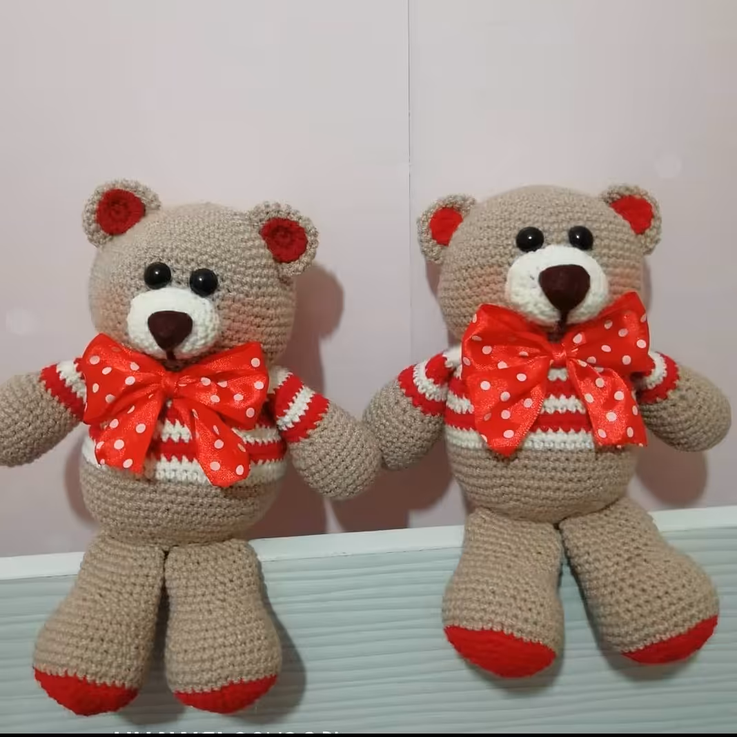 عروسک بافتنی خرس کریس(سفارشی) 