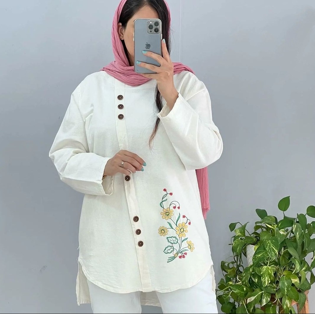 مانتو الیافی جلو بسته گلدوزی شده نما دکمه
