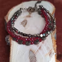 دستبند 3ردیفه(سنگ هماتیت سنگ کریستال)