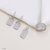 نیم ست نقره مدل پرنس نگین برلیان اتریشی کد 1674