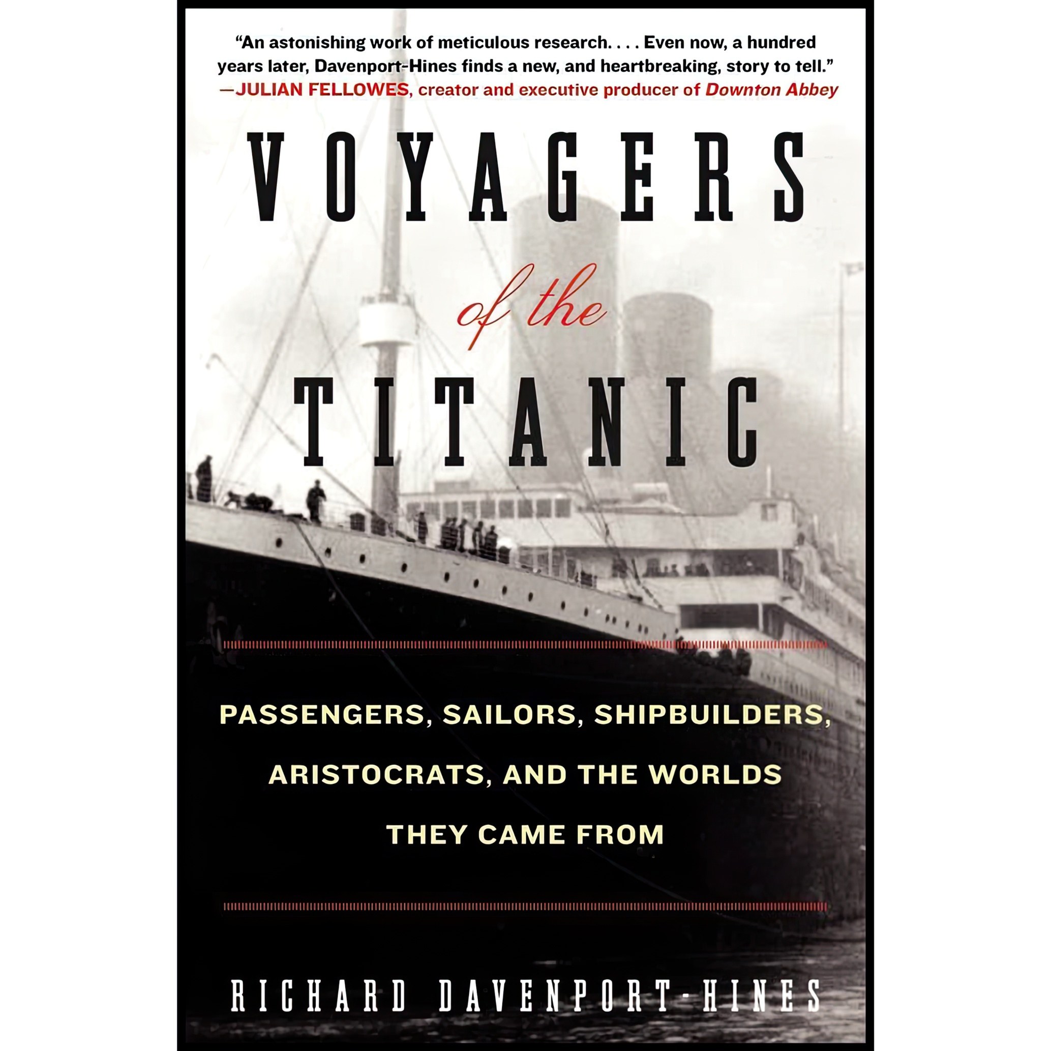 کتاب زبان اصلی Voyagers of the Titanic اثر R P T DavenportHines