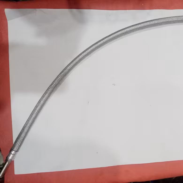 شیلنگ تکپایه 60 سانتی 1/2 جهت نصب شیر مخلوط اهرمی