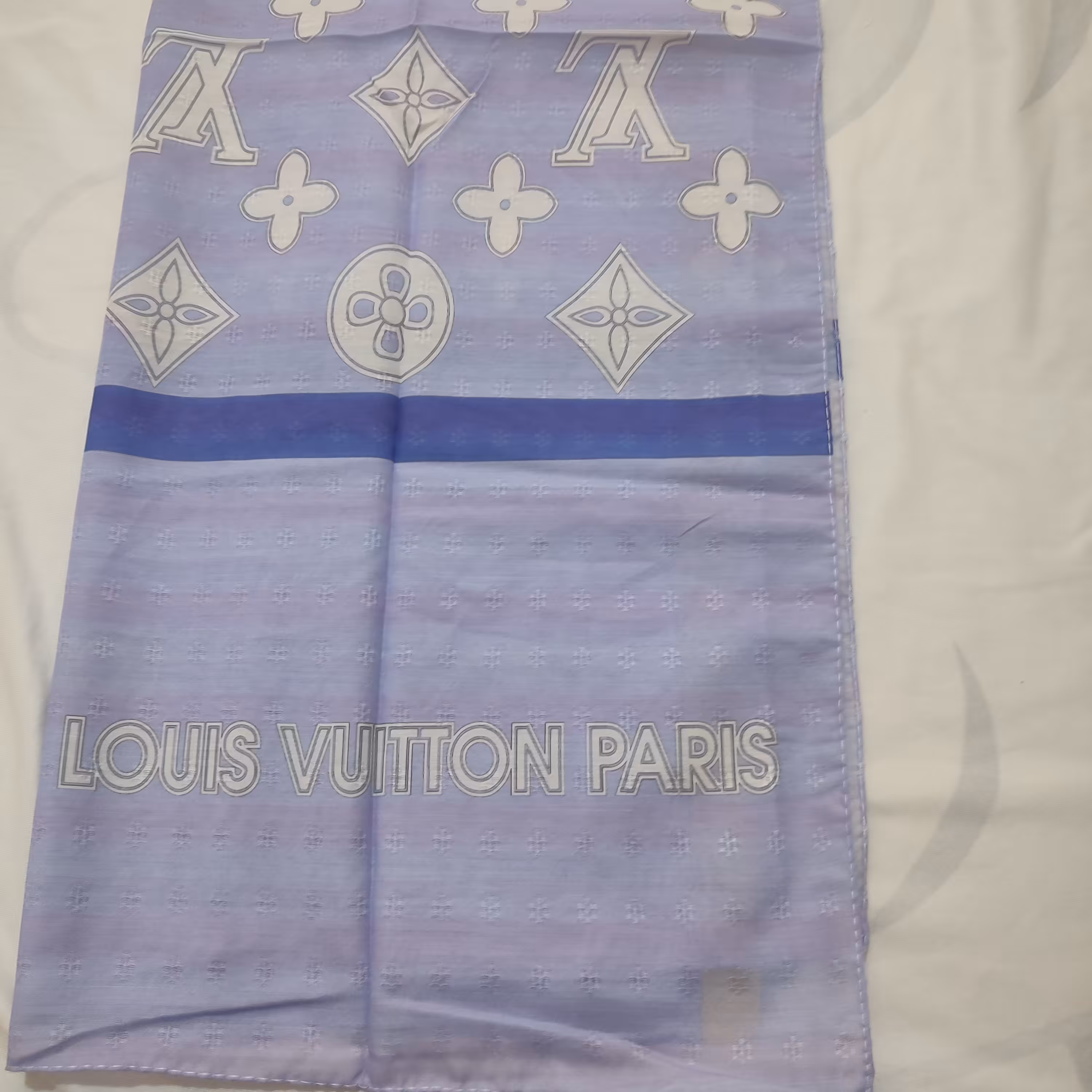 شال نخی طرح ال وای