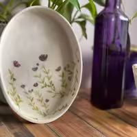 سینی و کاسه کوچک خرما خوری سرامیکی از مجموعه ارغوان 