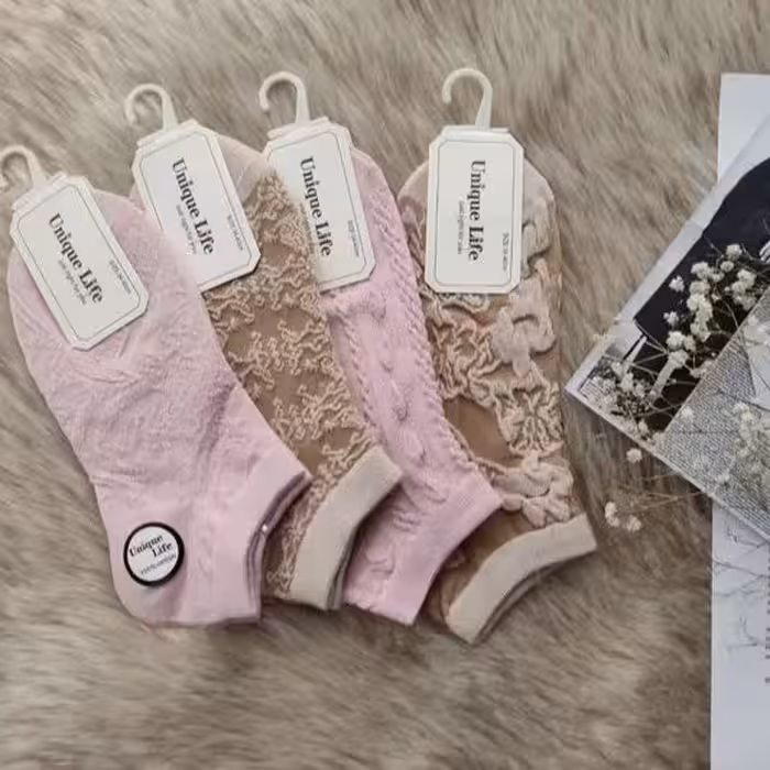 جوراب زنانه و دخترانه 