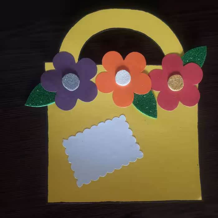 گیفت روز مادر وروز معلم وتشکر ومناسبت ها هدیه وسفارشات مدارس پذیرفته میشود