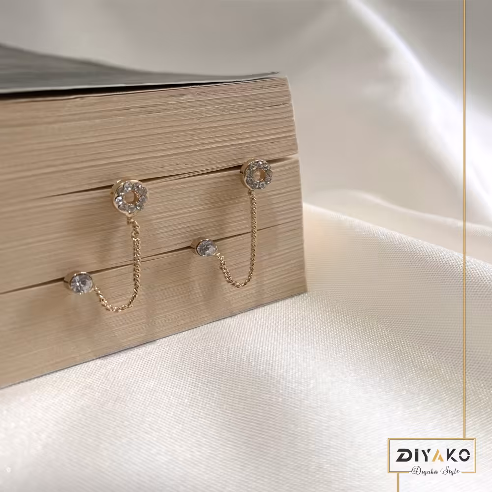 گوشواره زنجیر دار  نگین کاری شده استیل رنگ ثابت