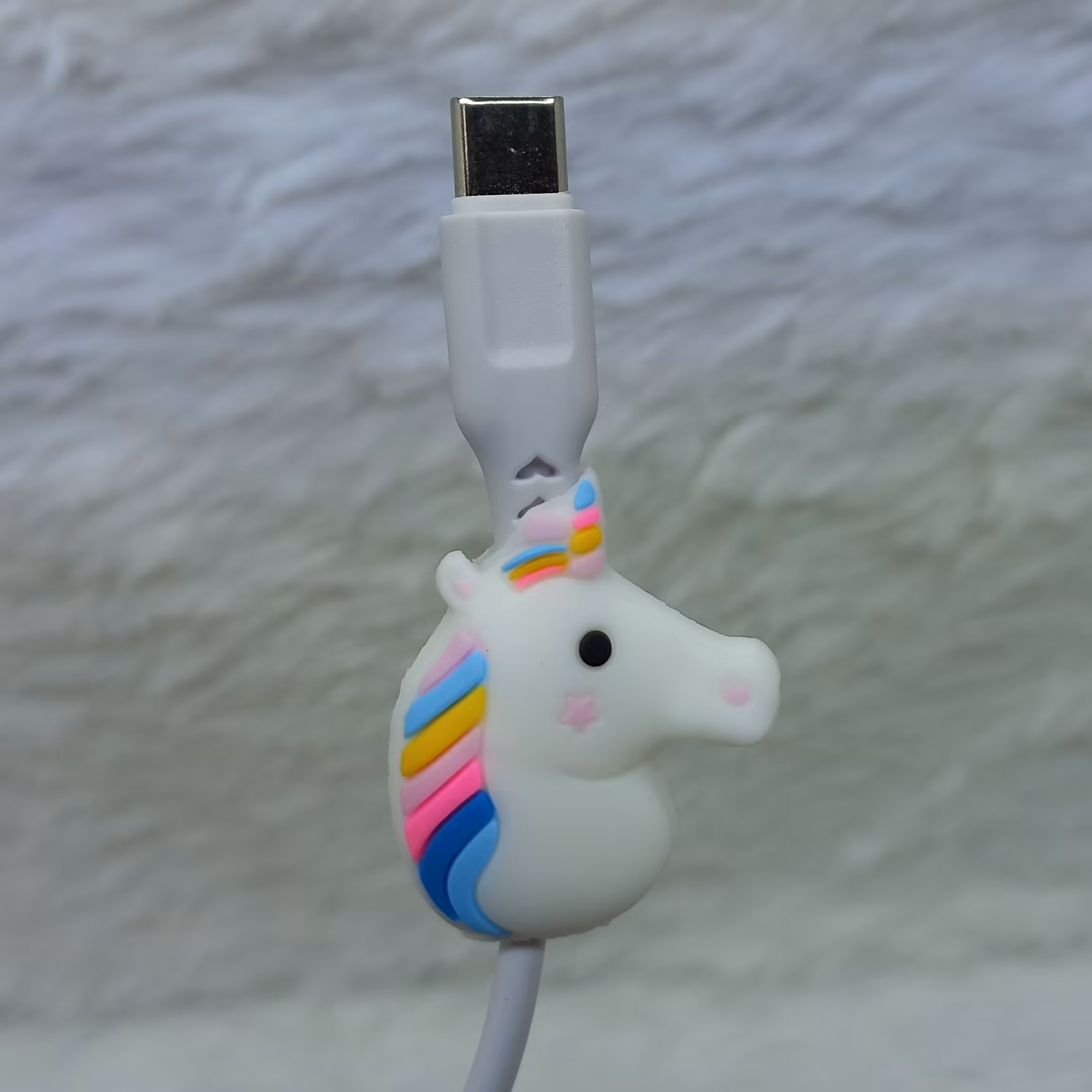 محافظ کابل شارژ عروسکی طرح یونیکورن