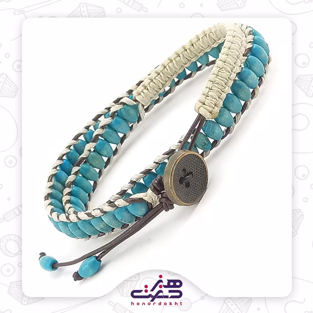 دستبند چرم با مهره ی چوبی