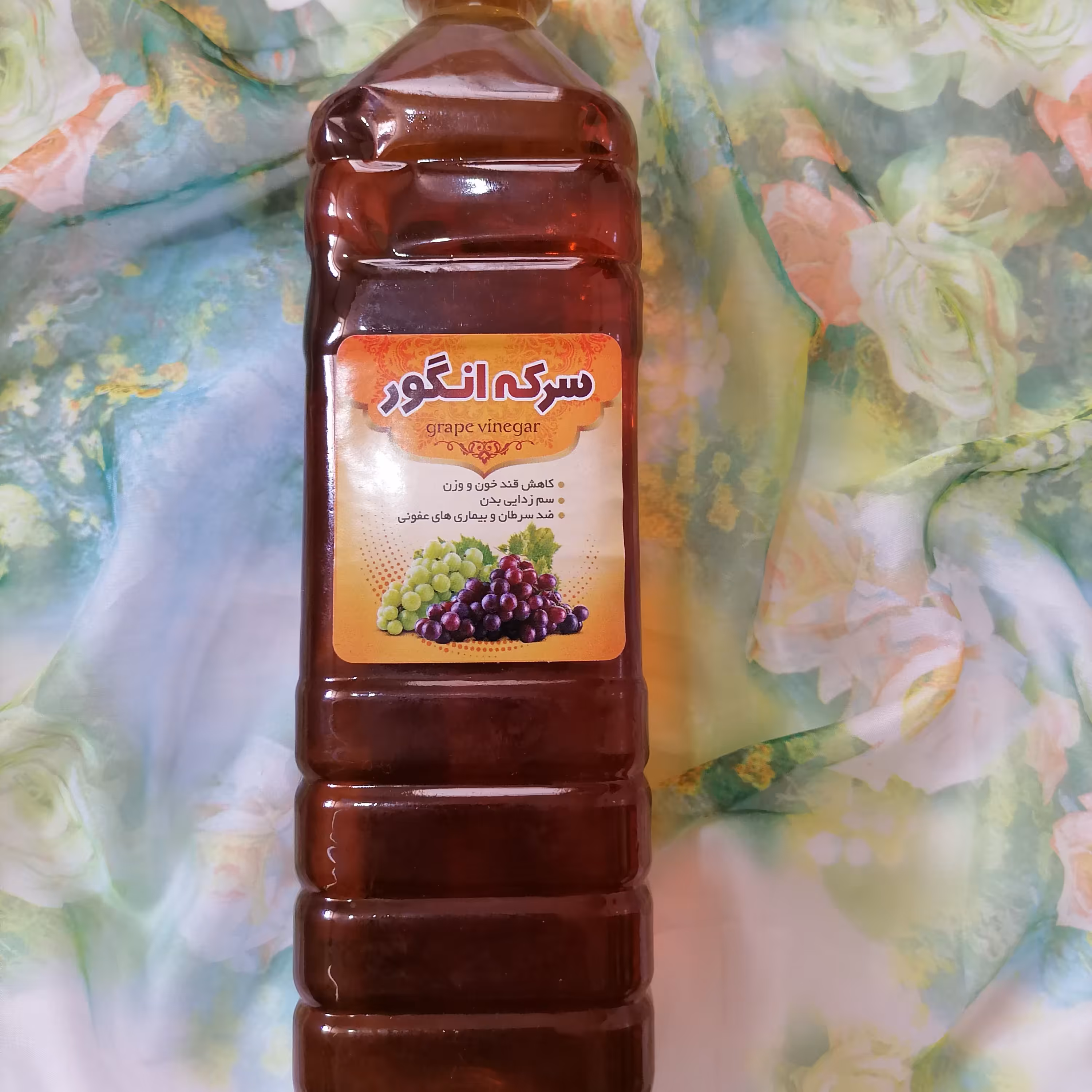 سرکه انگور خالص یک لیتری محلی و سالم 