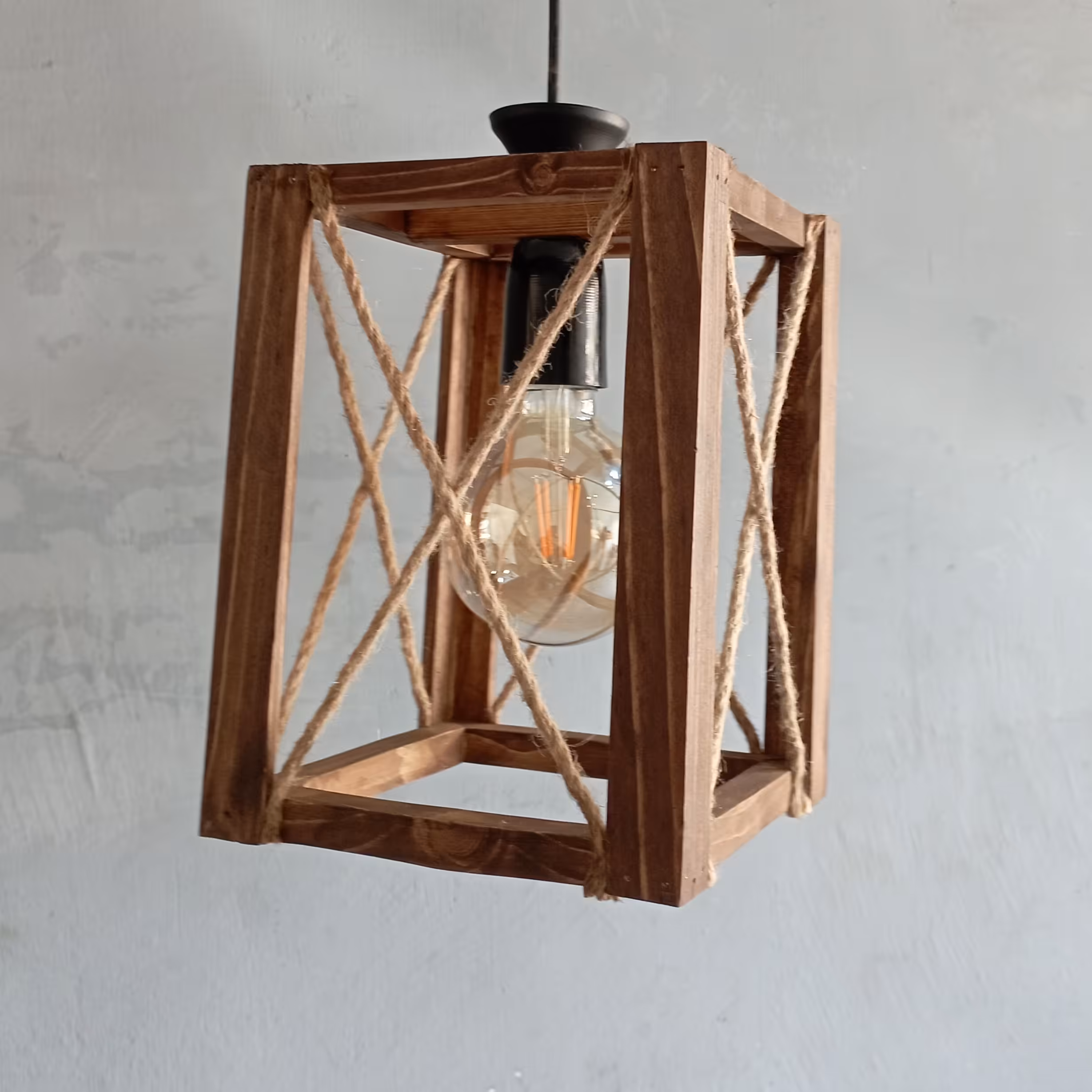 لوستر تک آویز چوبی کنفی