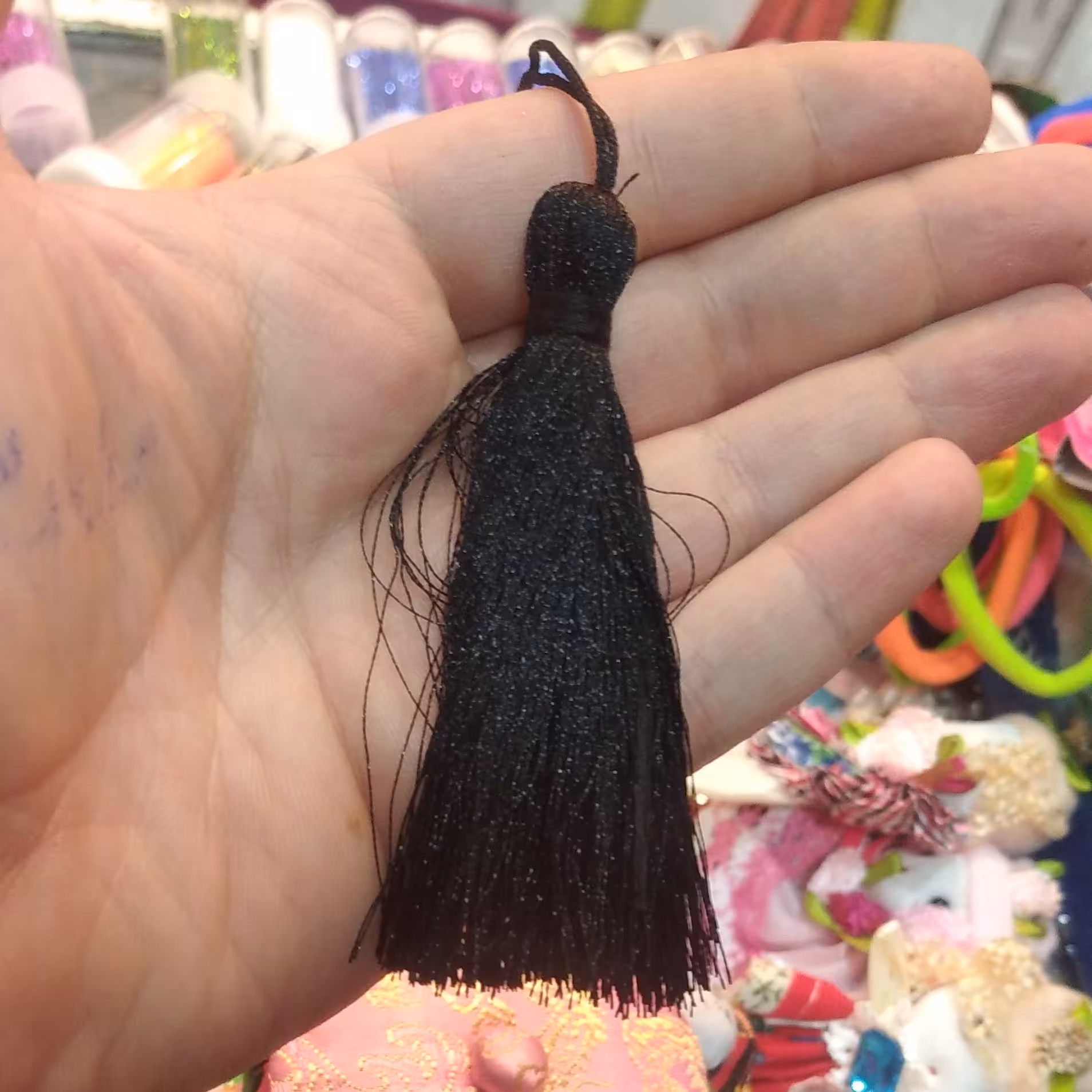 منگوله ابریشمی مشکی 