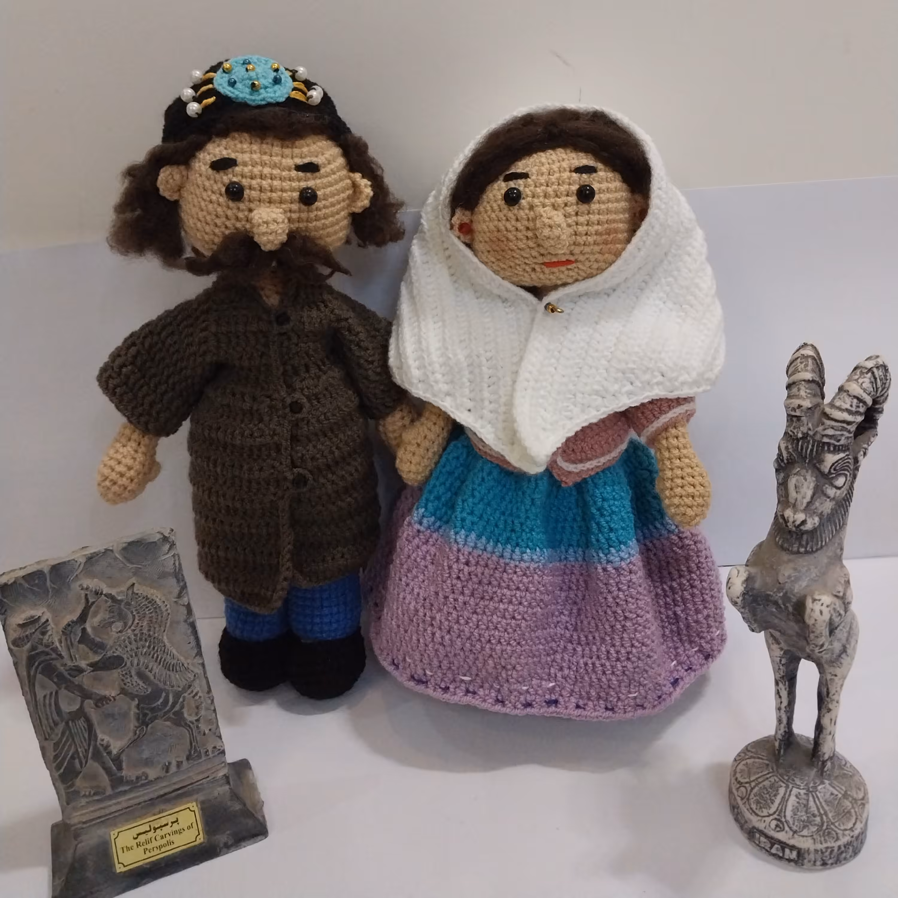 عروسک بافتنی  قاجاری میرزا و خاتون