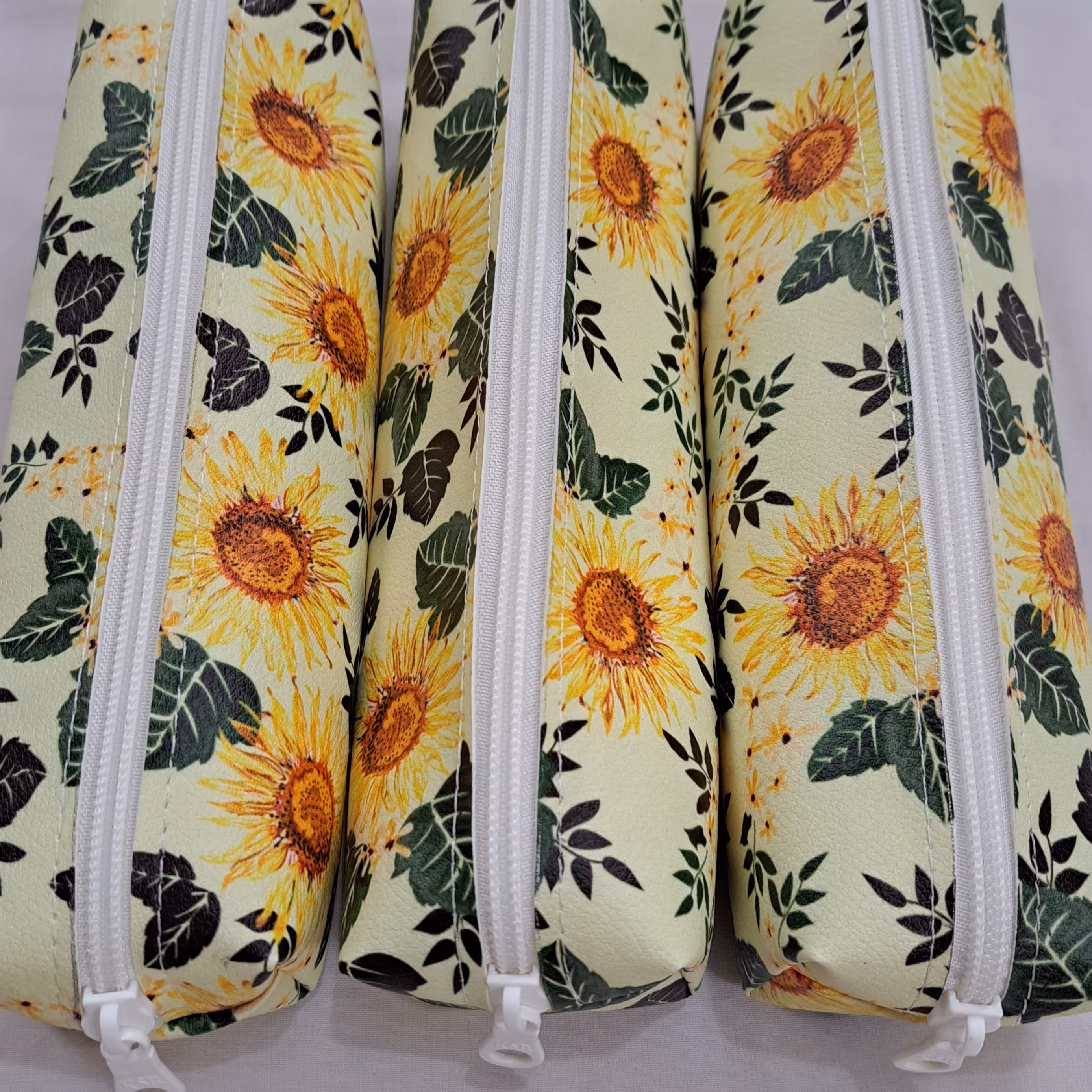 جامدادی کیف لوازم  جامدادی پسرونه در طرخای مک کویین دایناسوری