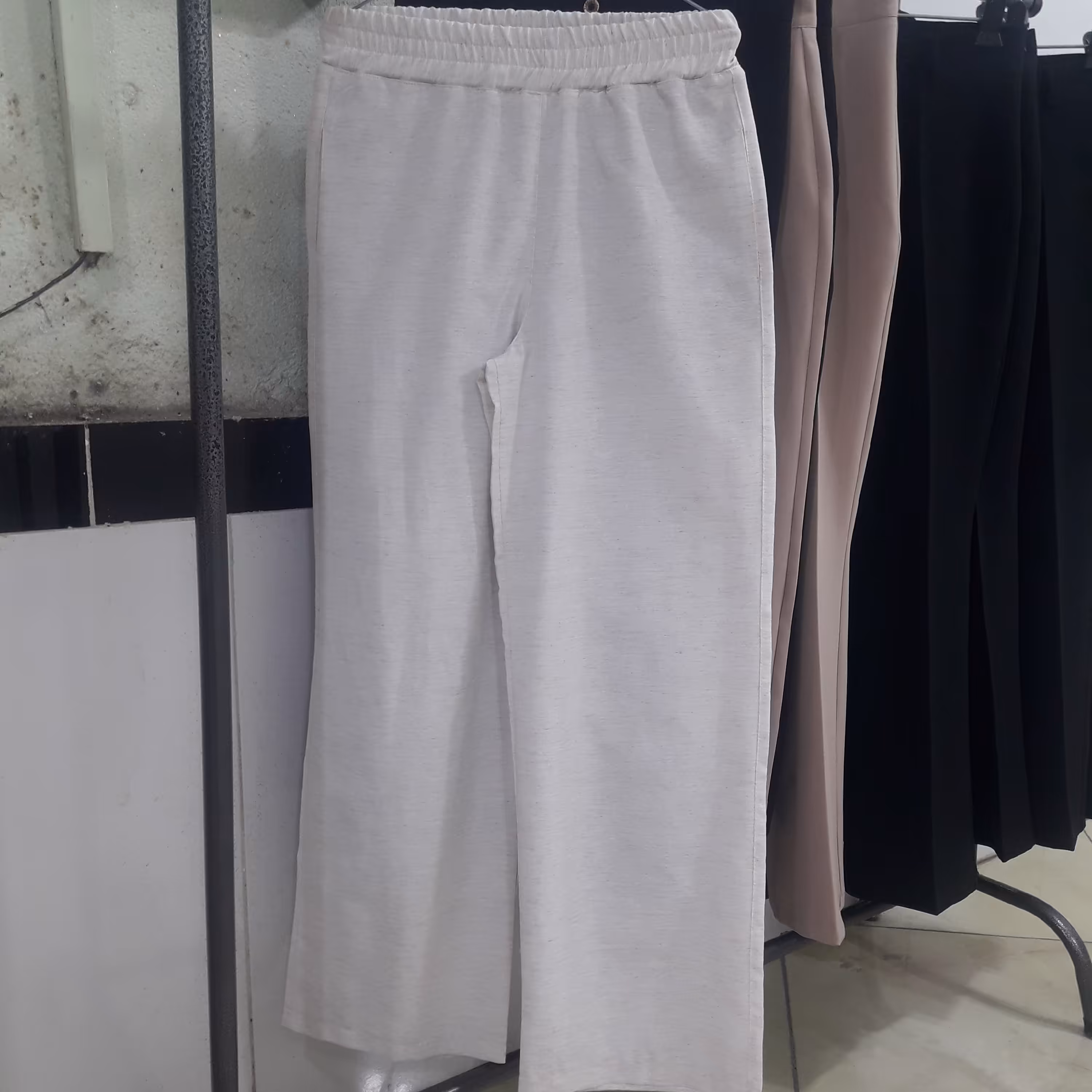 شلوار بگ لنین نچرال قد 104 و کمر کشی دارای سایز بندی