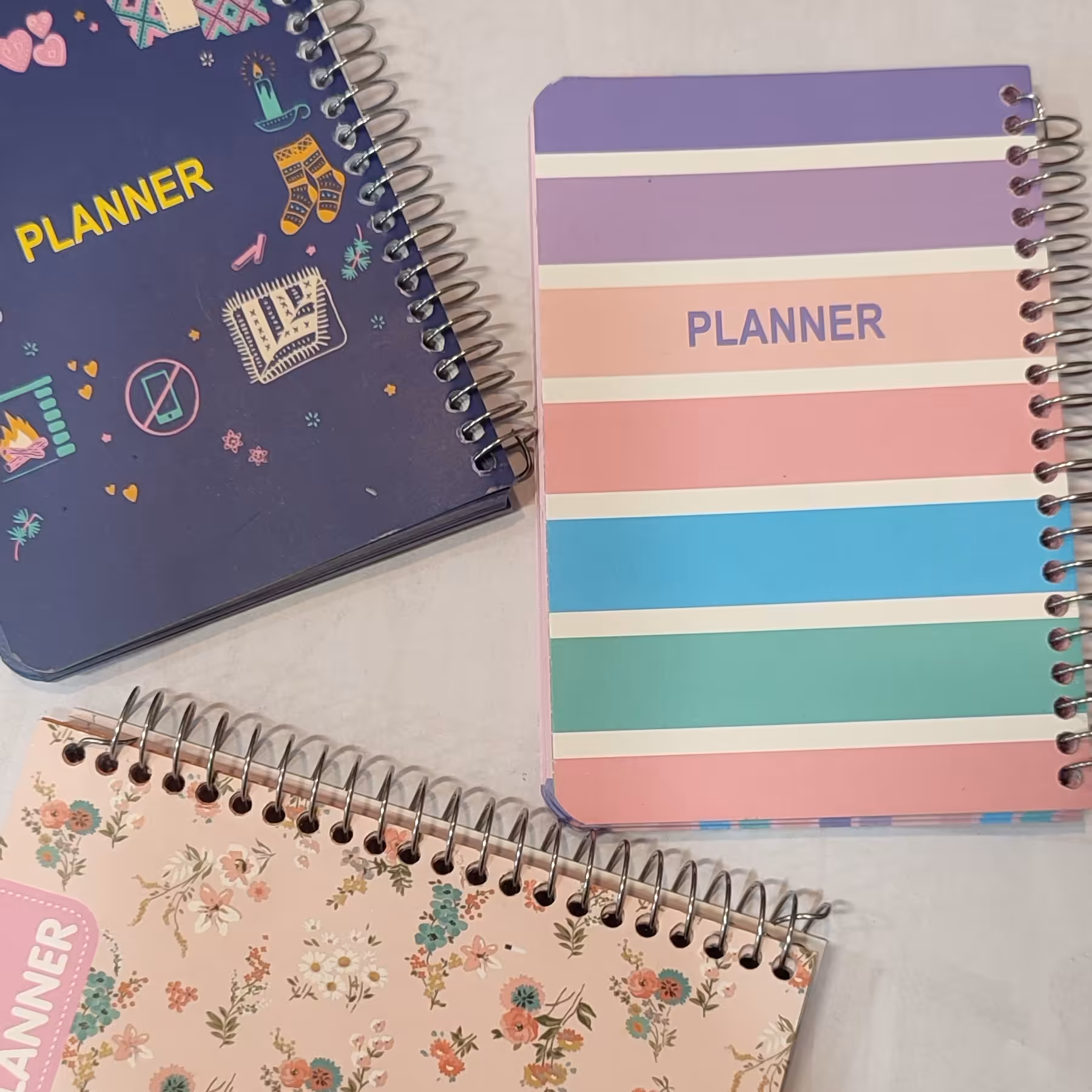 پلنر برنامه ریزی دفتر روزمرگی دفتر یادداشت کار روزمره دفترسیمی دفتر هدف