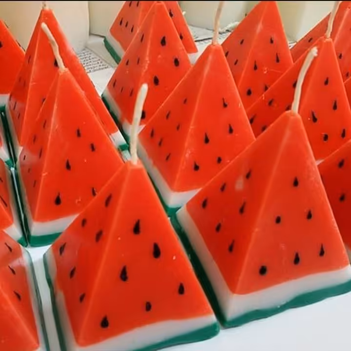 شمع هرمی هندوانه تهیه شده از پارافین گیاهی