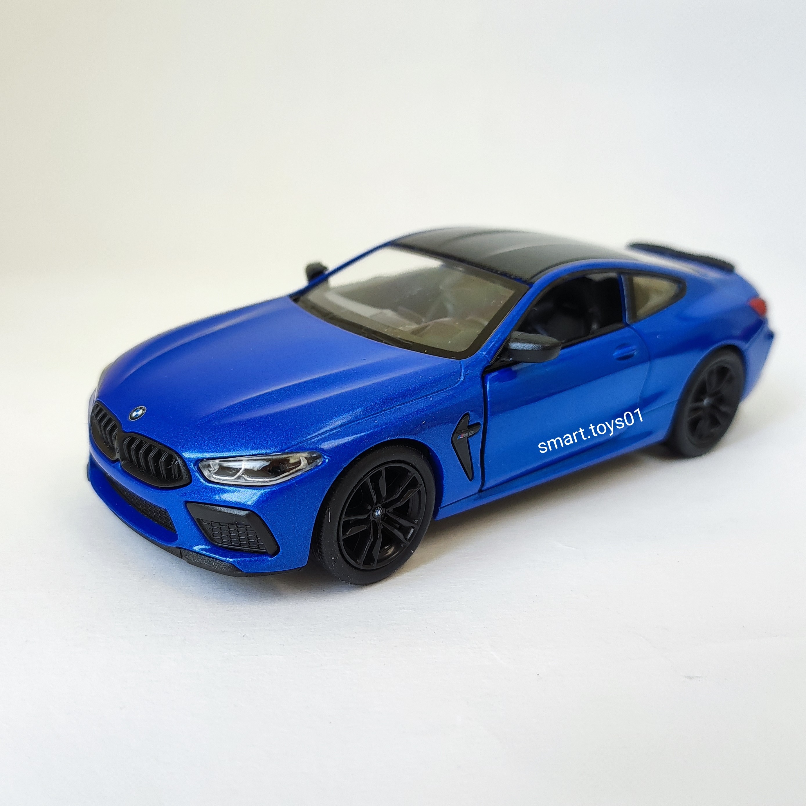 ماکت ماشین فلزی بی ام و M8 کوپه کینسمارت  Kinsmart کینزمارتBMW M8   BMW M8 Competition Coupe 