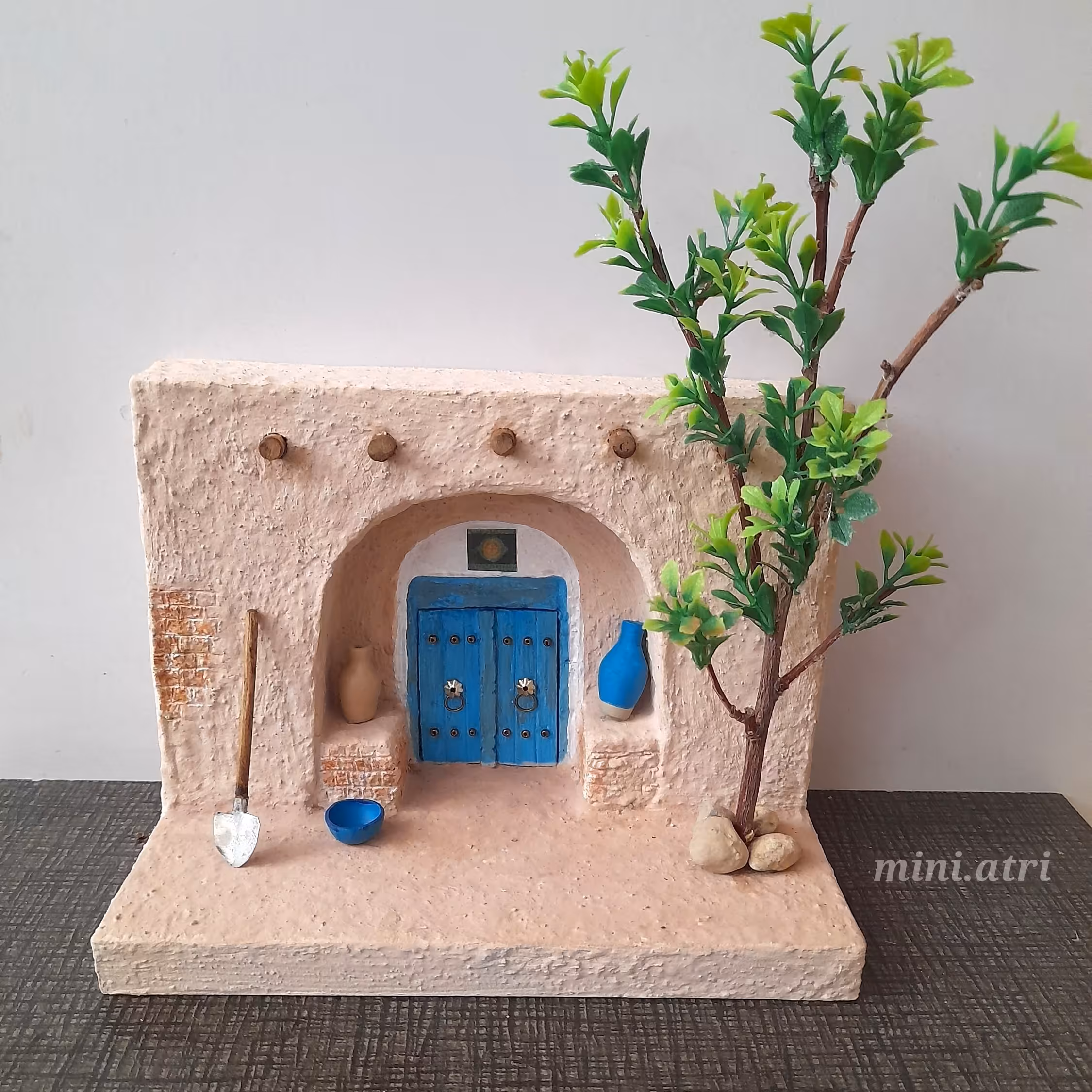 ماکت خانه روستایی  ( نما برجسته سنتی)