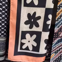 مینی اسکارف r