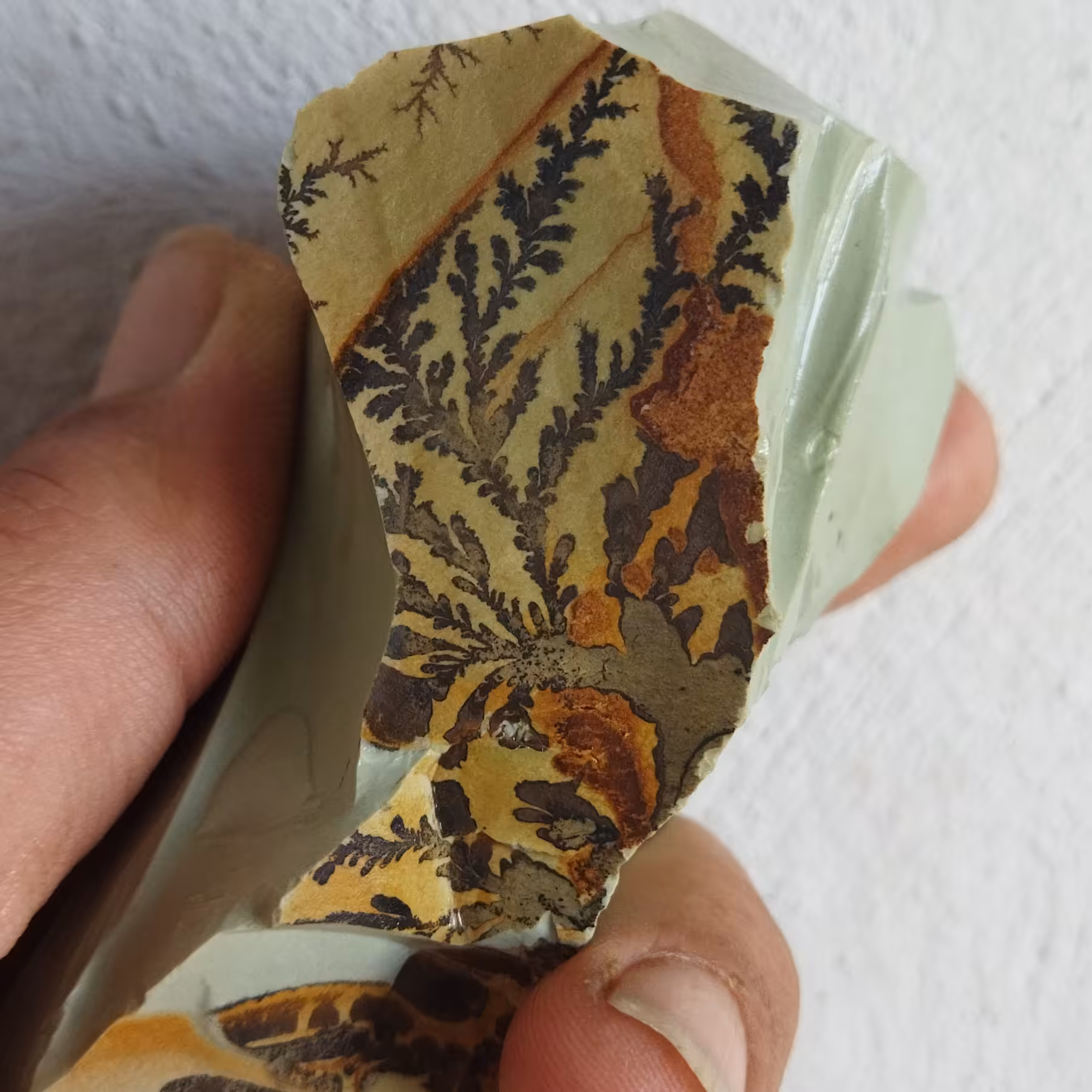 پیرولوزیت سنگ