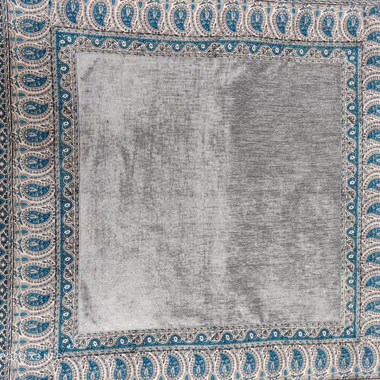 سفره ورومیزی قلمکاری صادراتی اعلا زمینه مخمل طوسی رنگ