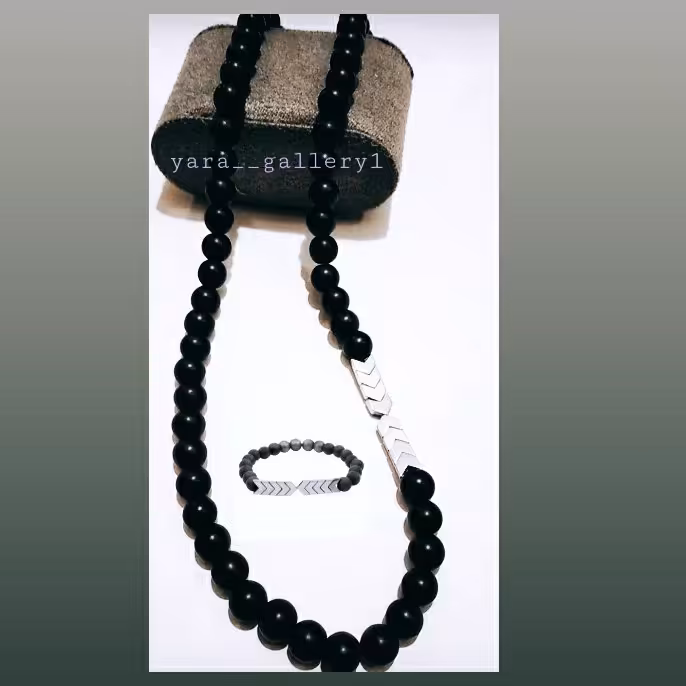 گردنبند و دستبند ست اونیکس یکدست مشکی و حدید 