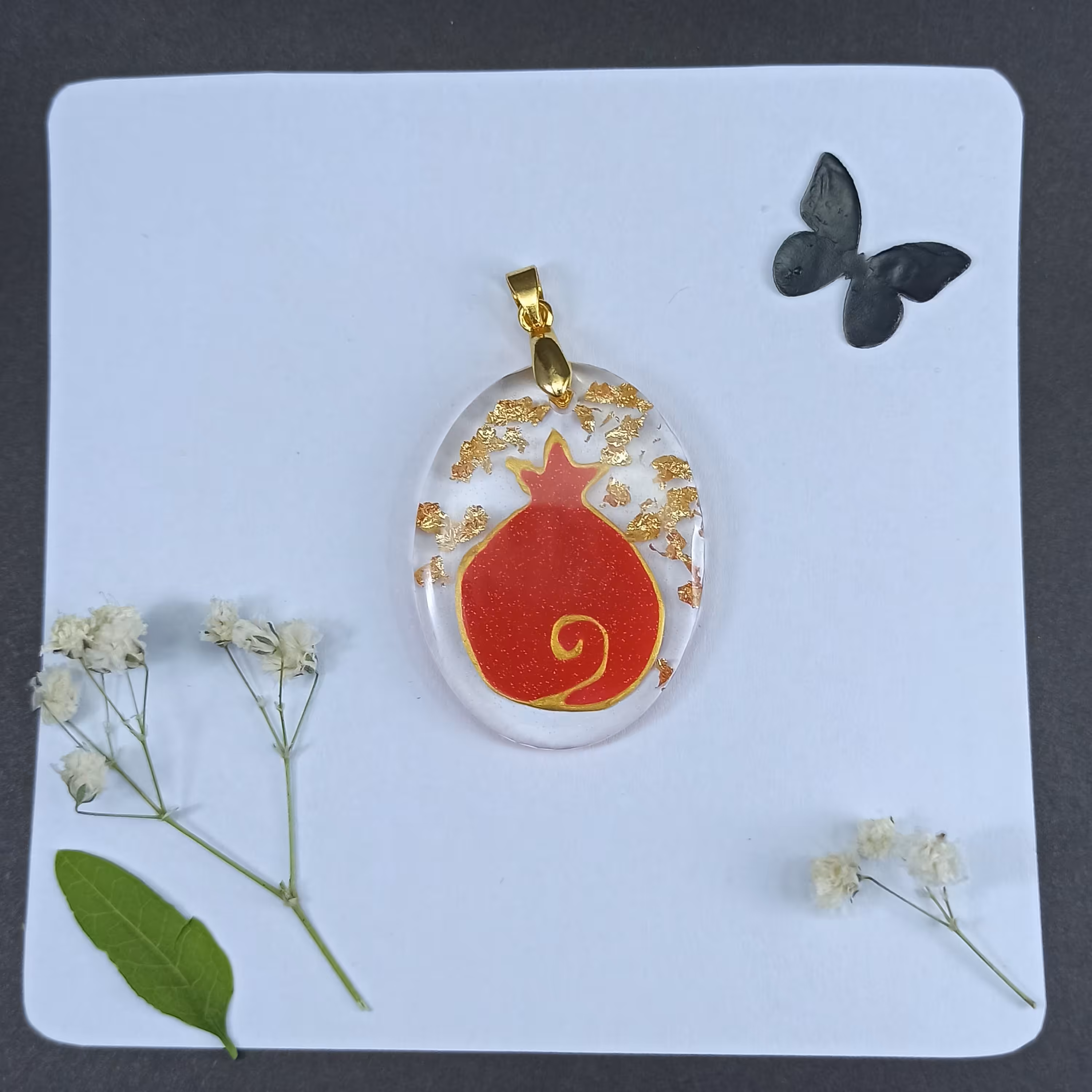 گردنبند و رومانتویی انار یلدایی