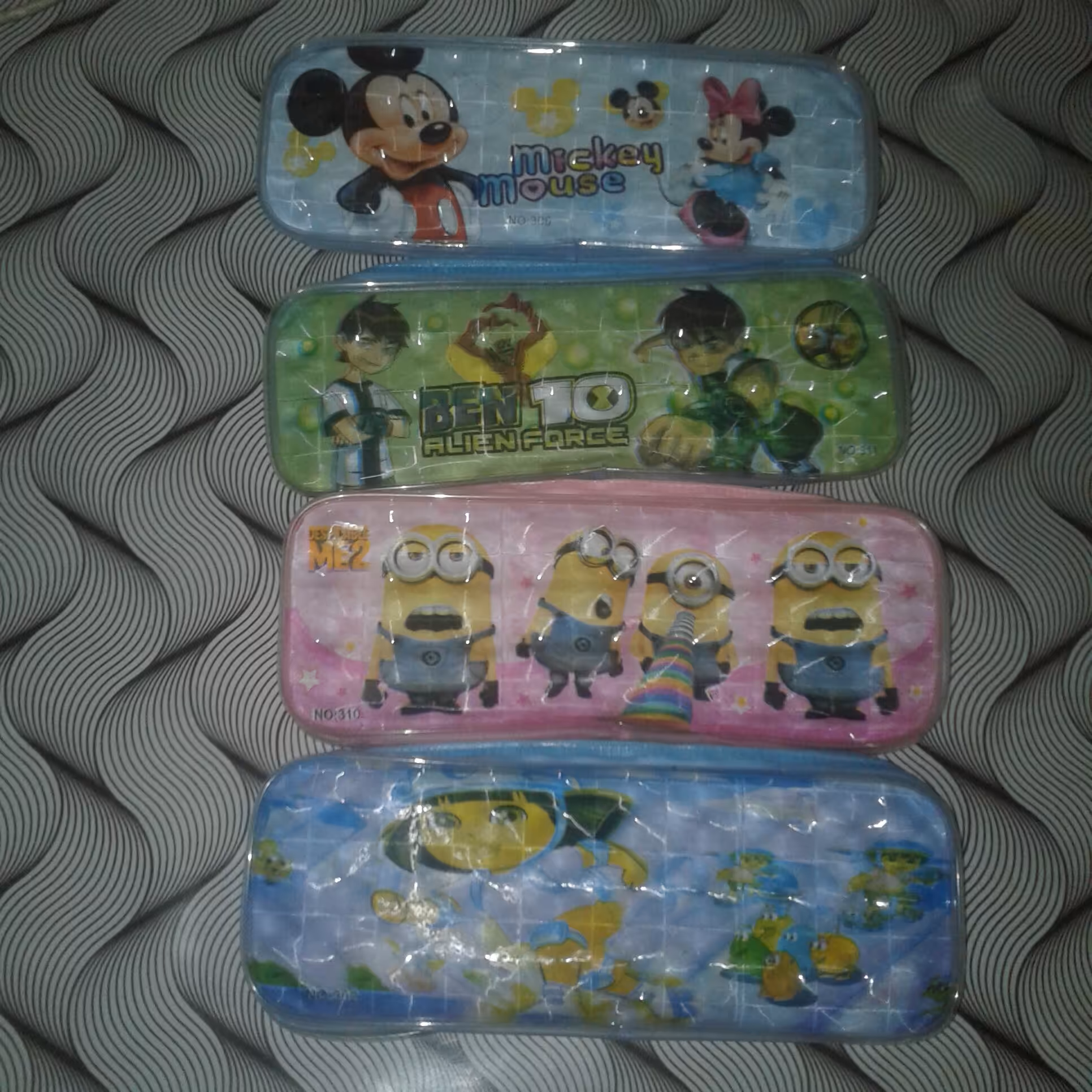 کد292 - جامدادی دخترانه - جامدادی پسرانه - جامدادی مینیون  - جامدادی بن تن - جامدادی پلاستیکی - لوازم تحریر