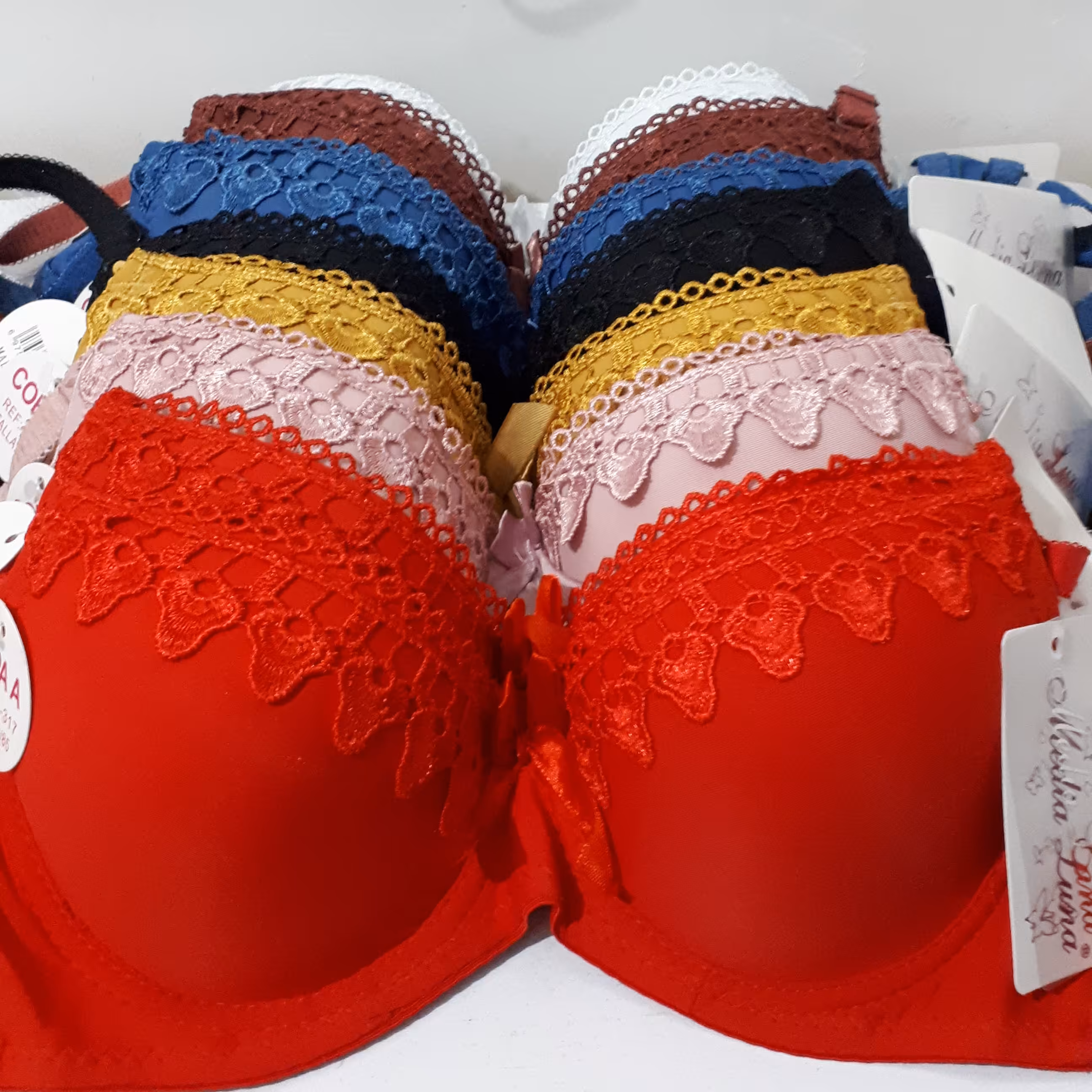 سوتین اسفنجی 