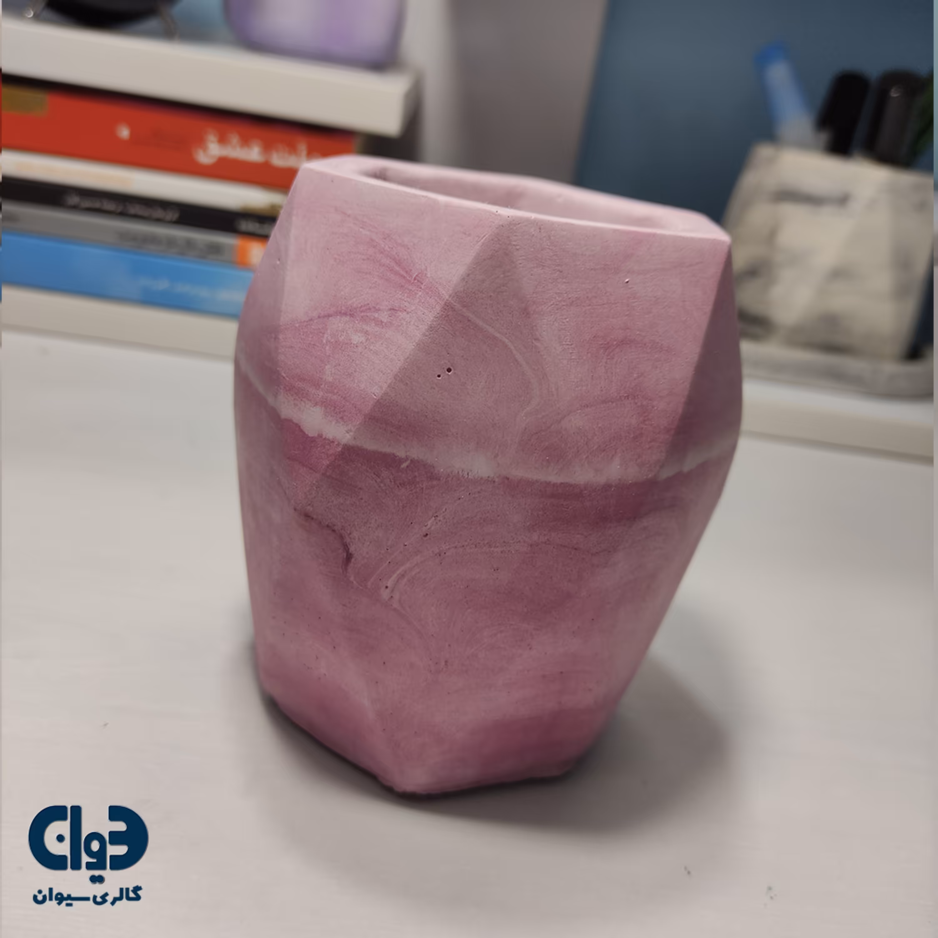 گلدان طرح لوزی مثلث ارتفاع 11 قطر 7 سانت