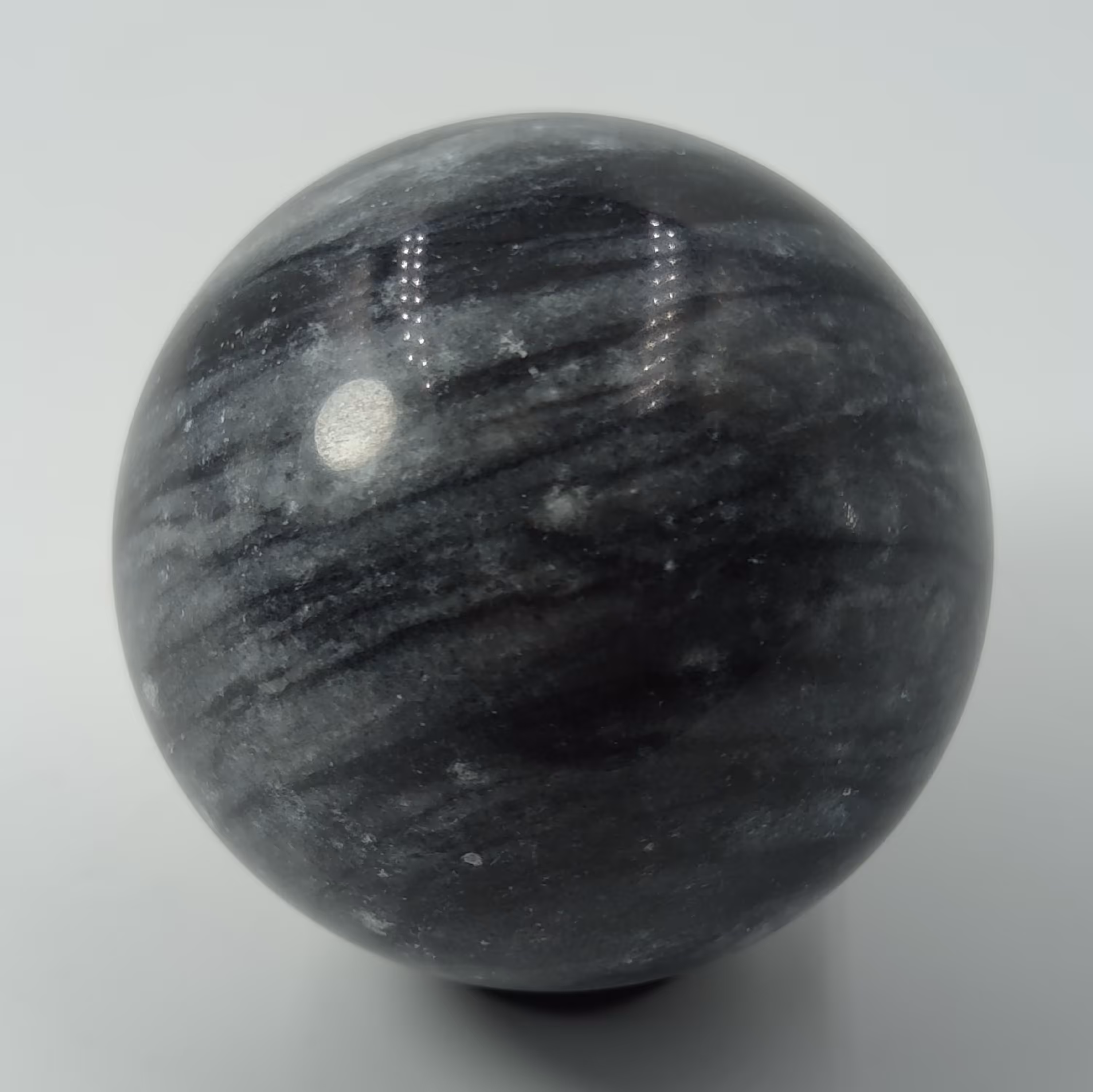 گوی سنگ آراگونیت طوسی معدنی و طبیعی      