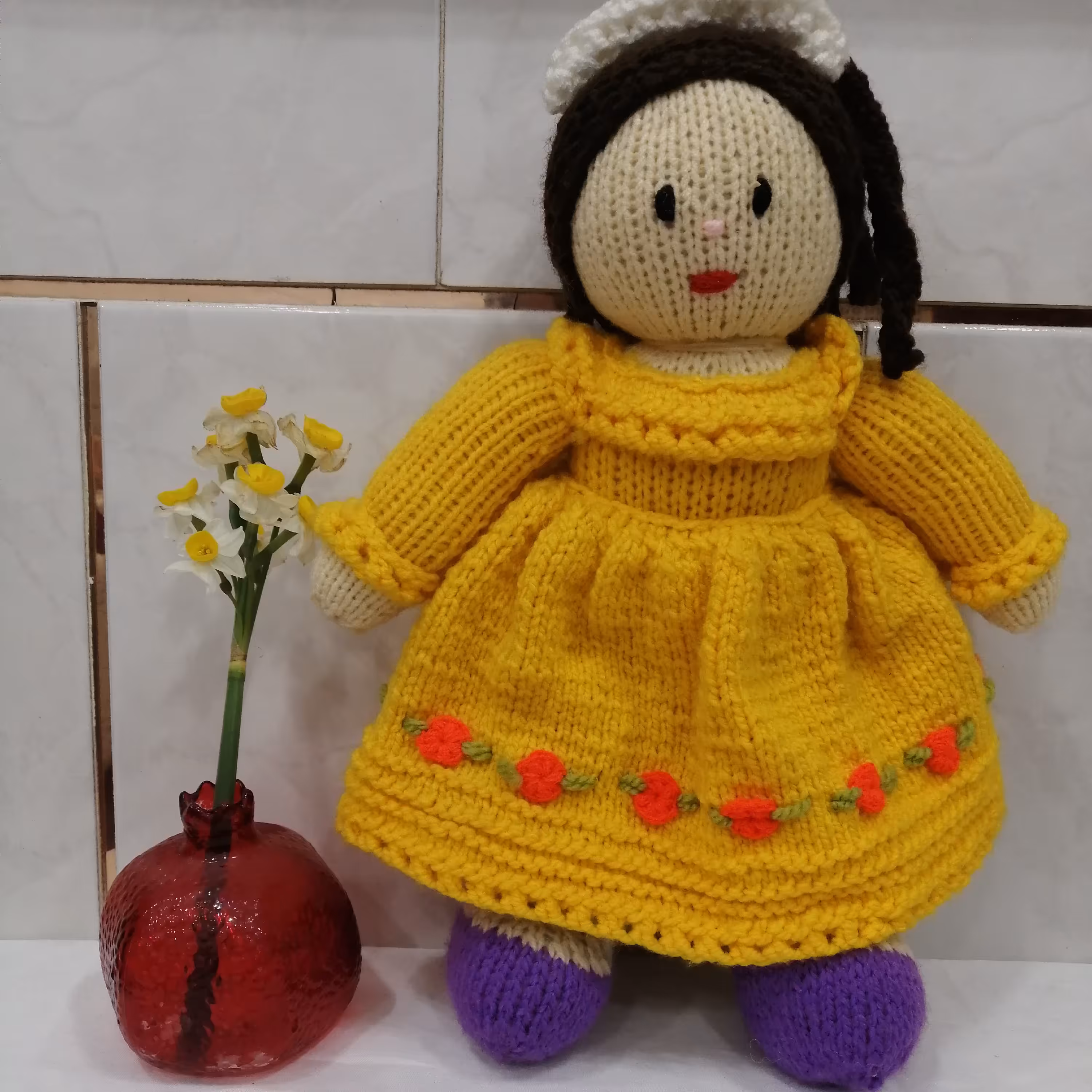 عروسک دختربچه دستباف 38 سانتی  قابل شستشو 