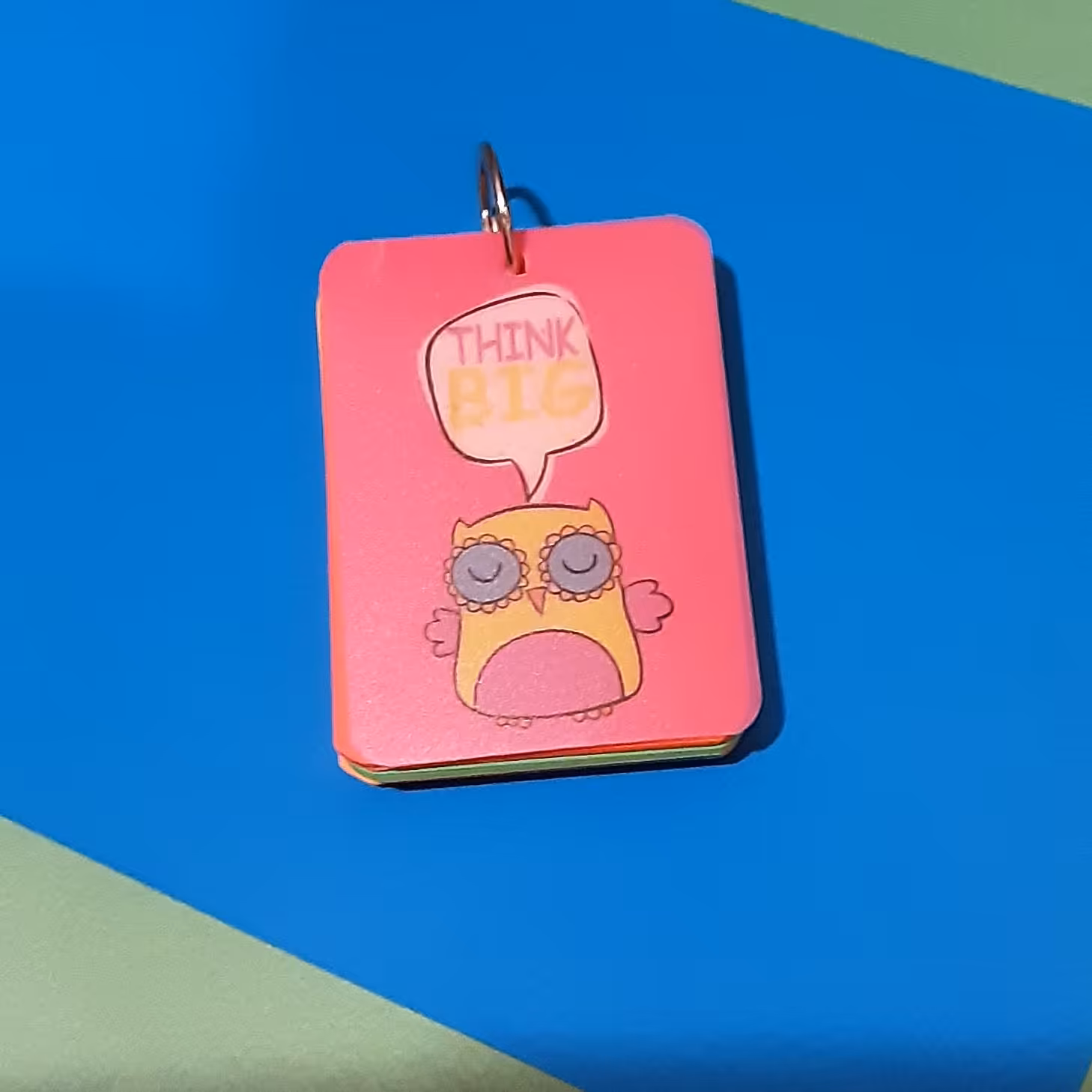 دفترچه یادداشت کوچک.مدل  آویز.جا کلیدی.طرح جغد.رنگ جلد صورتی .برگه ها قابل شارژ