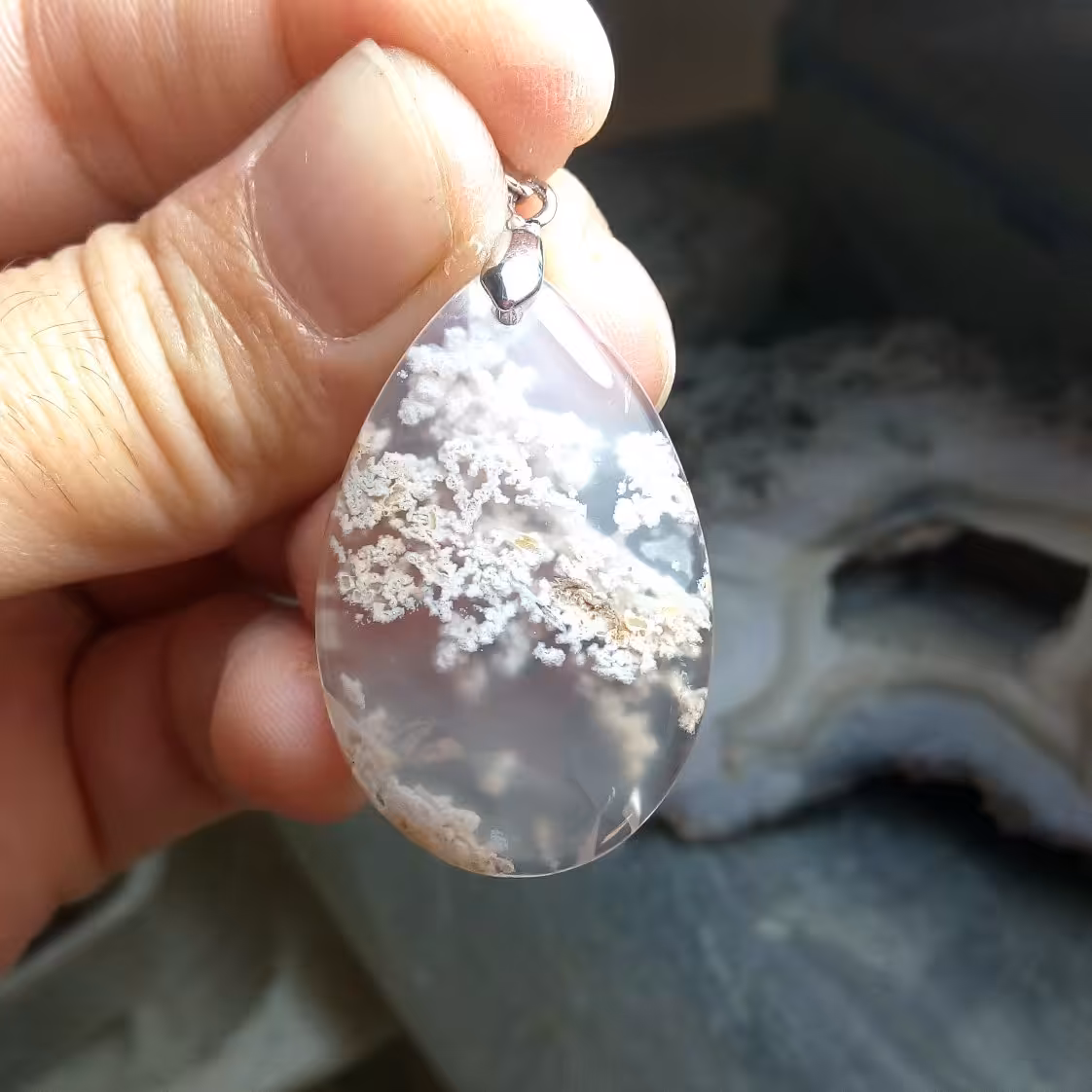 مدال زیبای سنگ عقیق شجر بهاری با زنجیر استیل