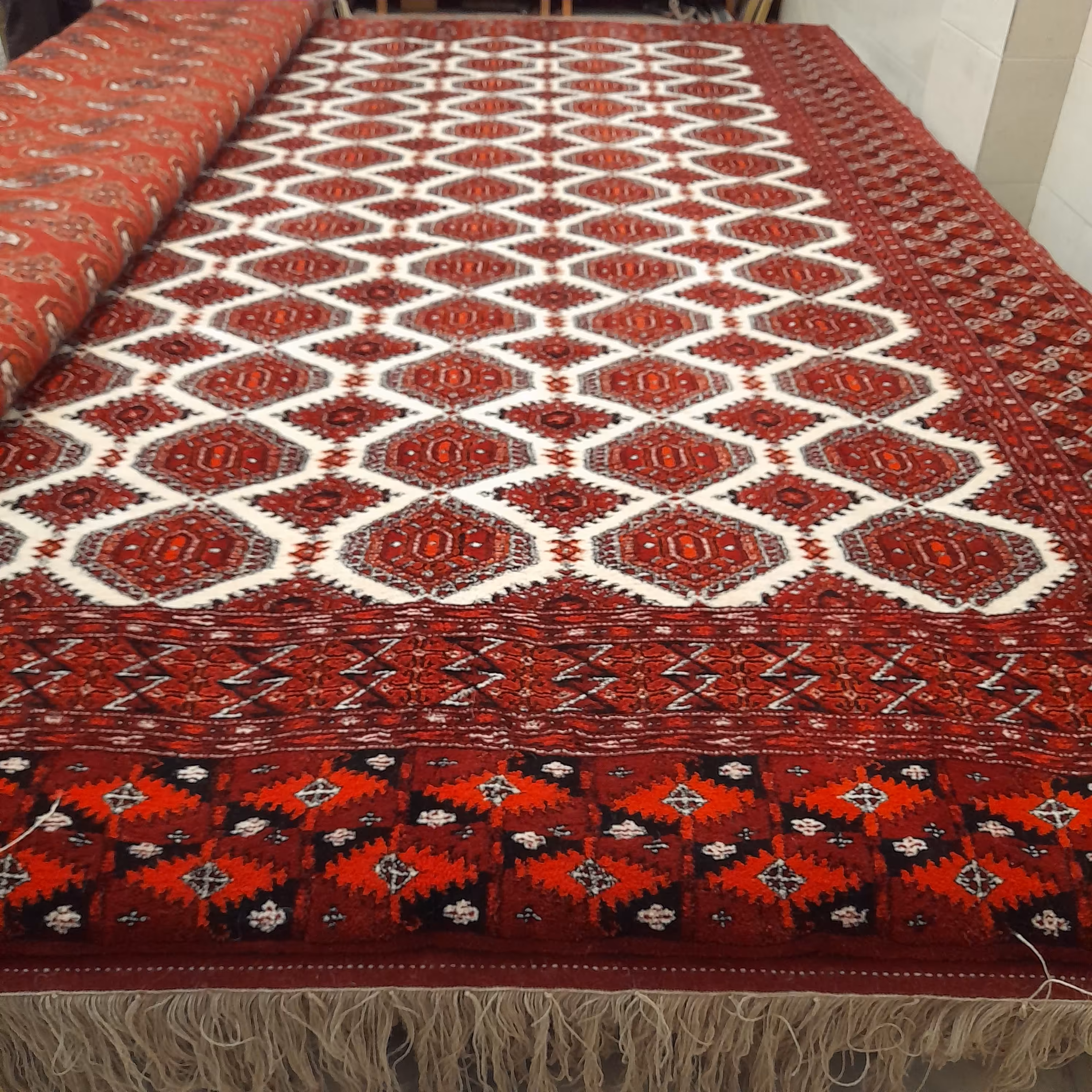 فرش دستباف  10 متری ترکمن ارسال رایگان، طرح کجاوه گل 