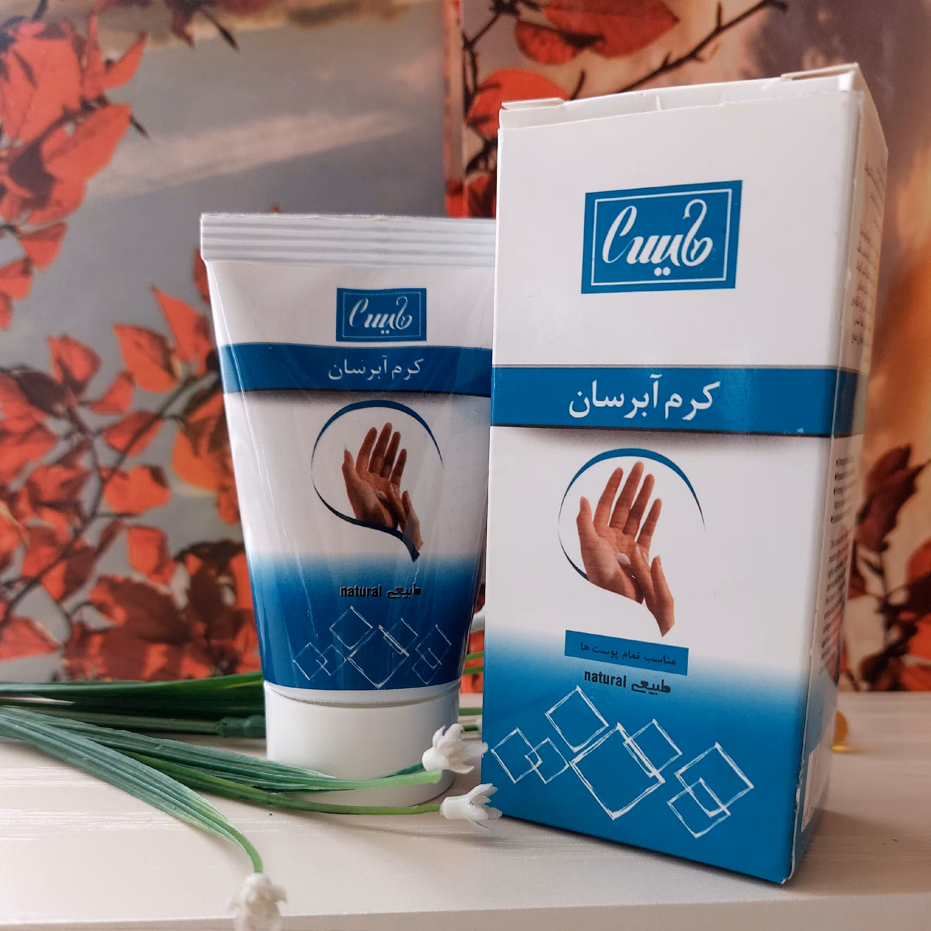 کرم آبرسان، رطوبت رسانی قوی، سفت کننده پوست، ضدپیری، ضد چروک، لایه بردار ملایم، روشن کننده پوست، مناسب با پوست های حساس
