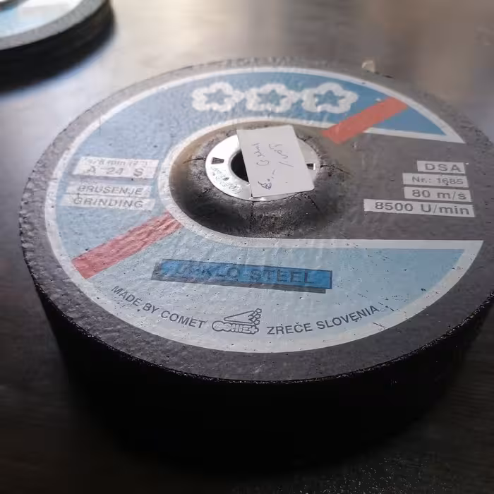 صفحه ساب بزرگ سه ستاره اسلونی 